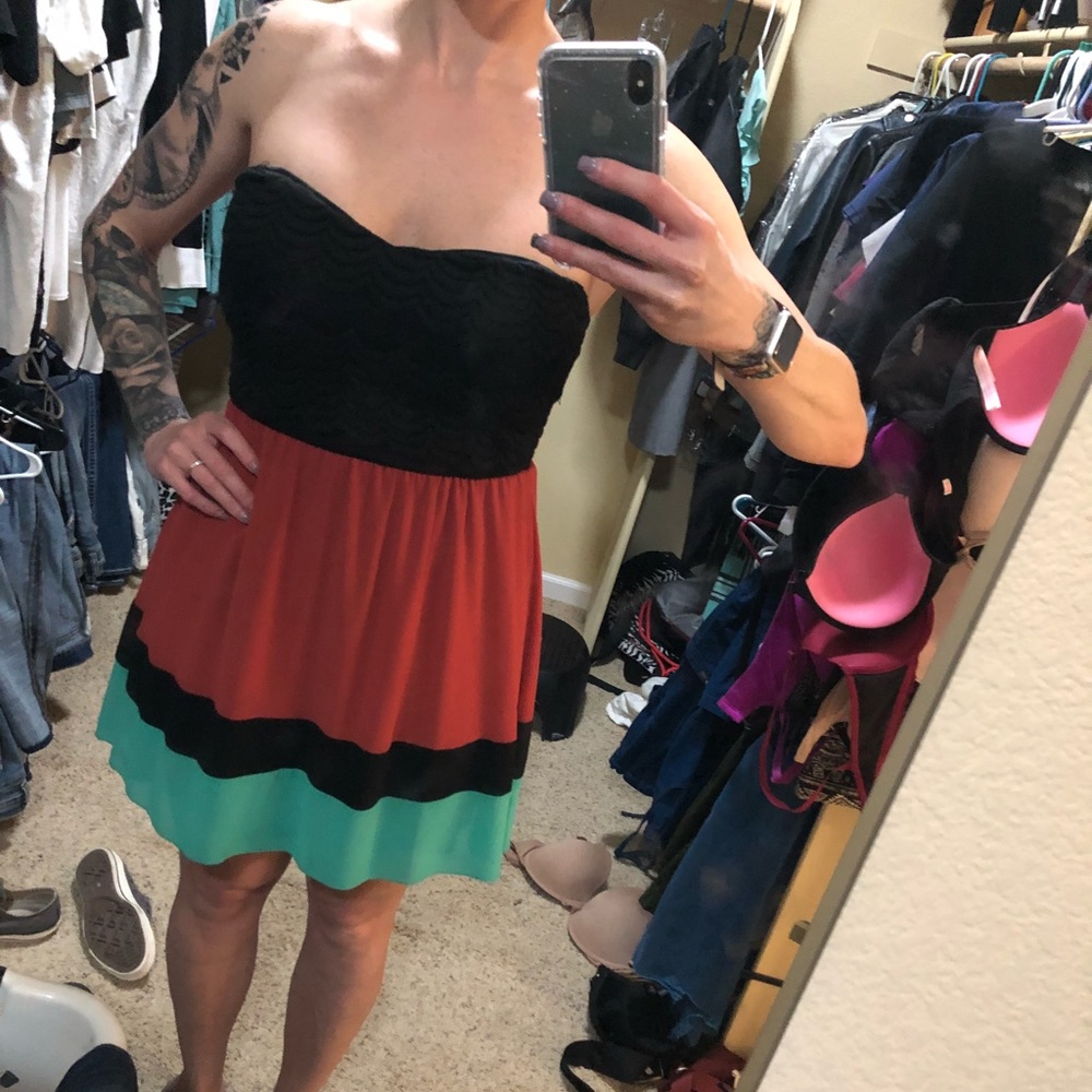 Strapless dress